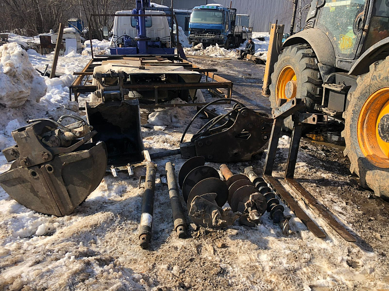 Экскаватор-погрузчик Жсб 4Х