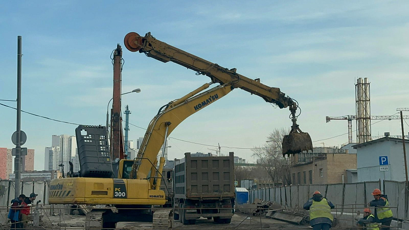 Гусеничный экскаватор Каматсу РС300